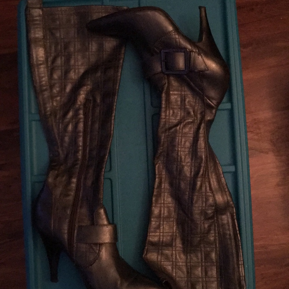 3 1/2 inch dark gray calf boots